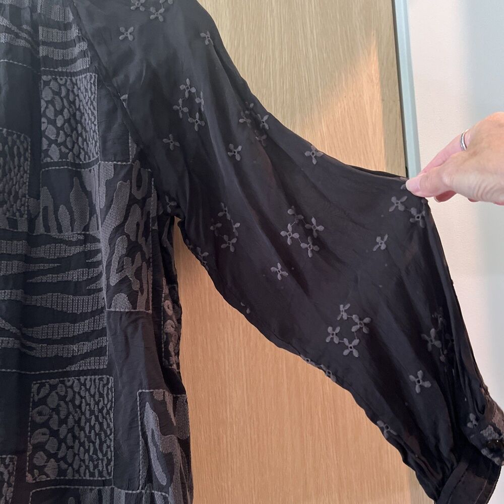 Johnny Was Molli Jaga Blouse Size Small Black Rayon Top Button Down NWT! - Picture 9 of 12